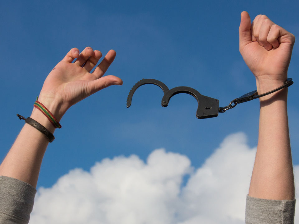 Your Journey To Opioid Addiction Recovery Starts Here Opioid painkiller addiction recovery Southampton Clinic